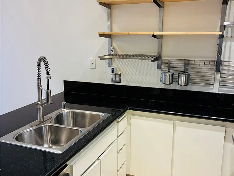 16982 Pacific Coast Hwy — Photo 4