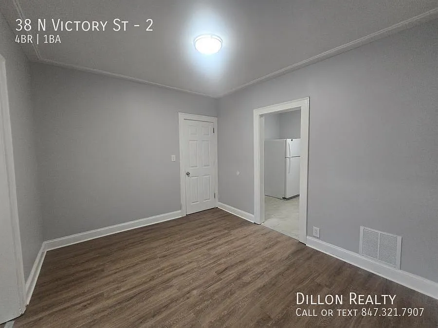 4 bed, $1,625 — Photo 4