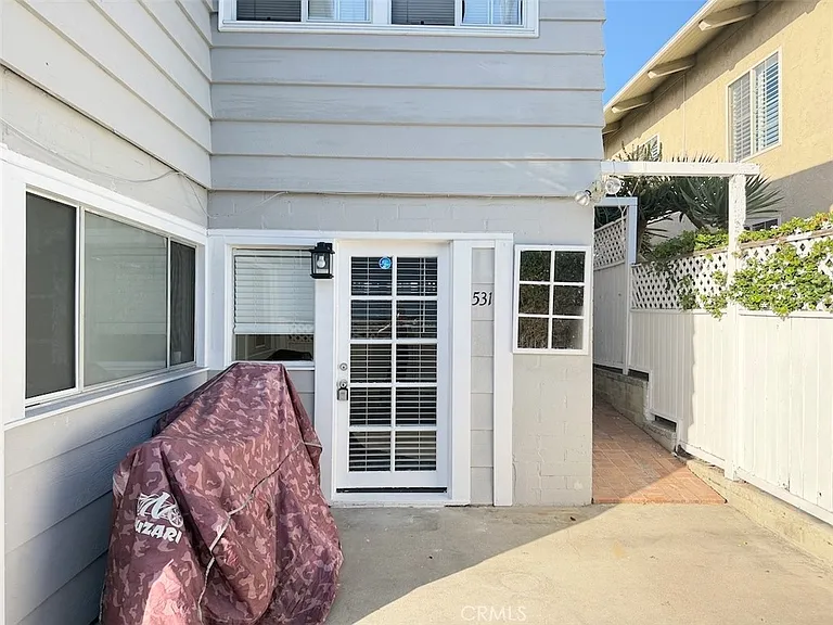 531 Catalina St — Photo 6