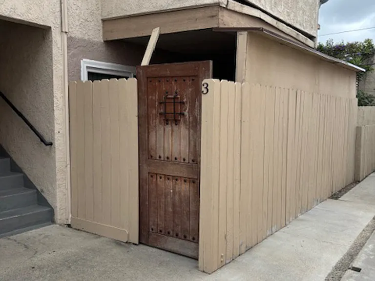 7872 Holt Dr — Photo 15