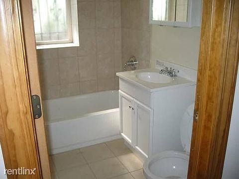 2nd image of 423 W 77th St #2