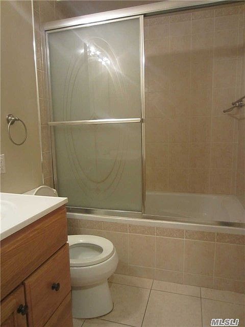 2nd image of 25502 Craft Ave