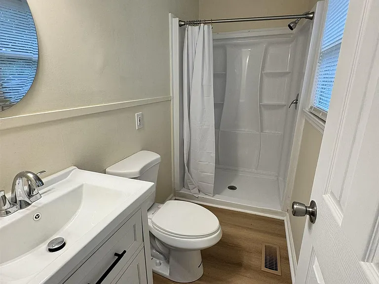 92 W Valley Dr — Photo 14