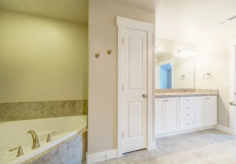 1159 S 225 E — Photo 19