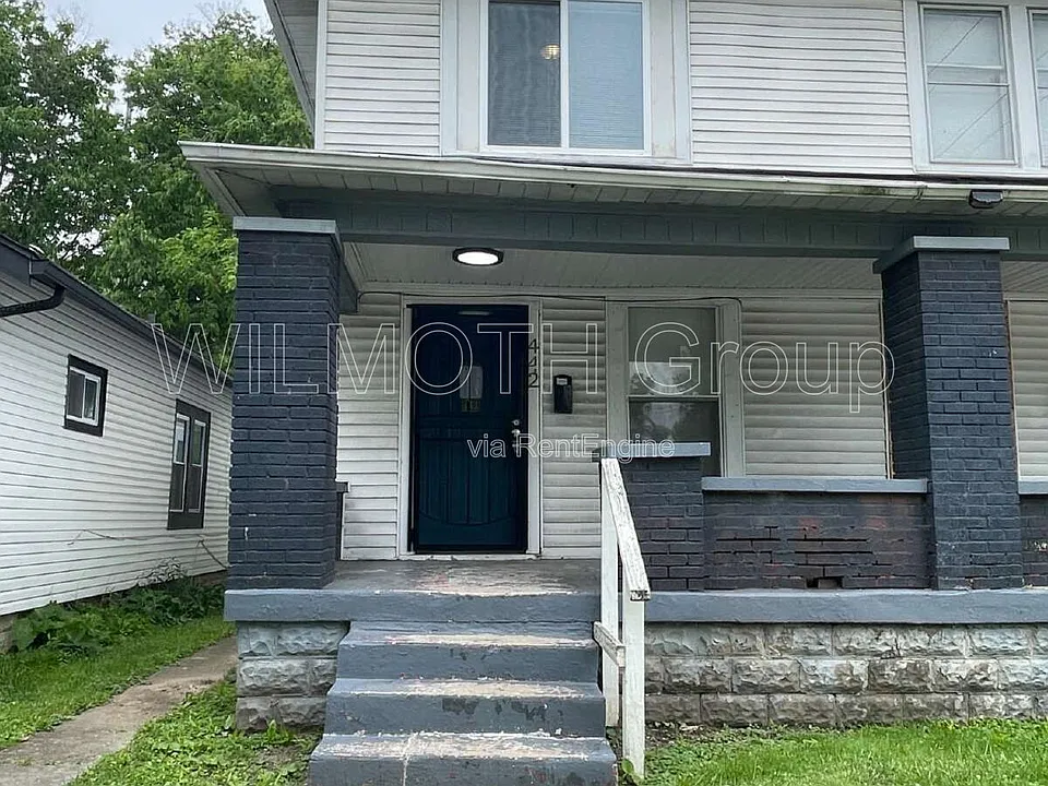 442 N Denny St
