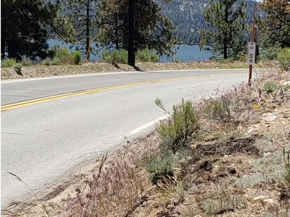 40104 N Shore Dr #18, Fawnskin, CA 92333