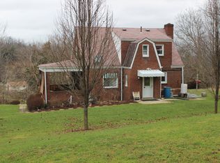 372 Foster Rd, West Mifflin, PA 15122