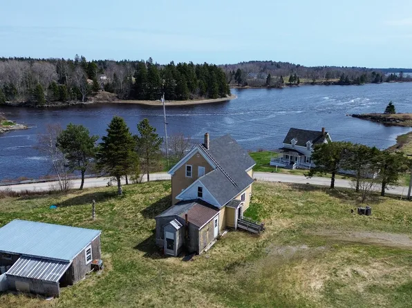 35 Crowley Island Road Road, Addison, ME 04606