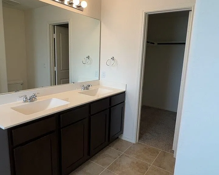 15209 Spruce Frost Cv #B — Photo 20