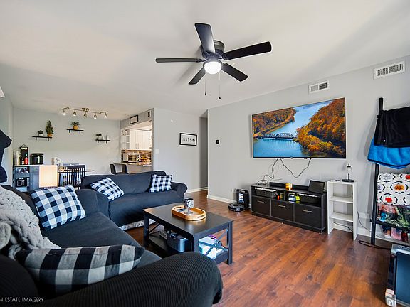 2nd image of 4930 134th St APT 110