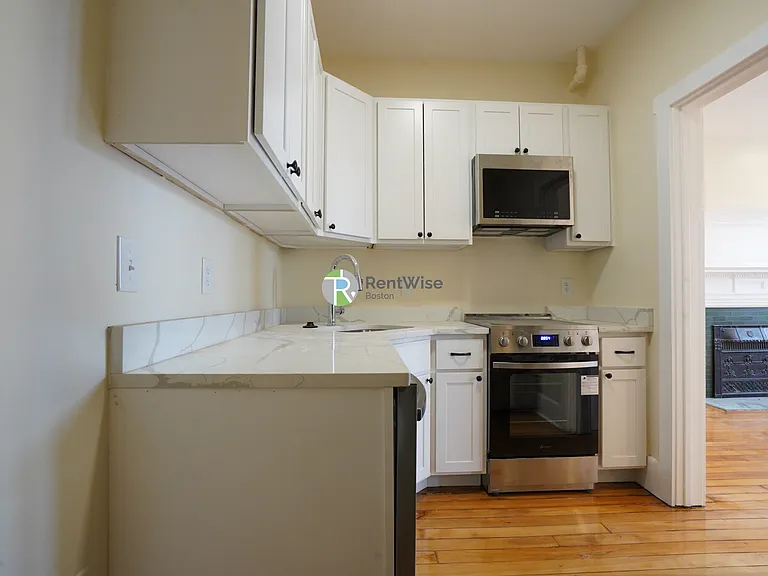 1212 Commonwealth Ave #1 — Photo 13