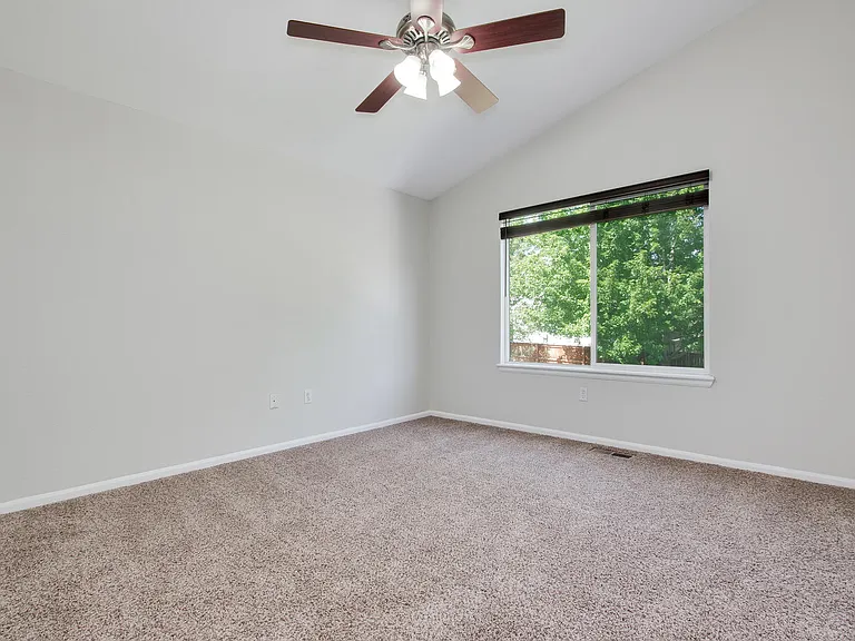 10373 Ravenswood Way — Photo 15