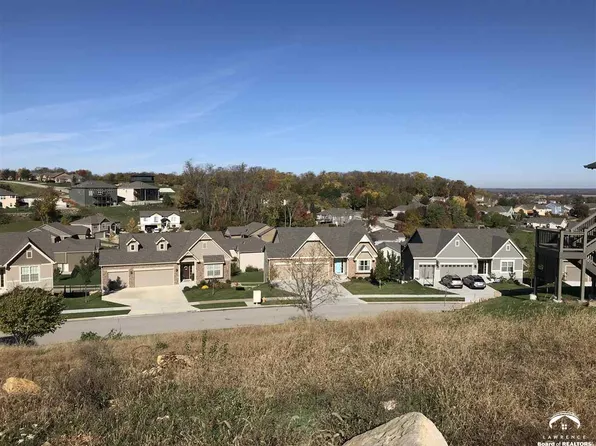615 N Daylily Dr, Lawrence, KS 66049