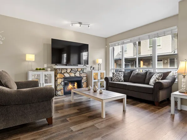 16772 61st Ave #12, Surrey, BC V3S 4P2