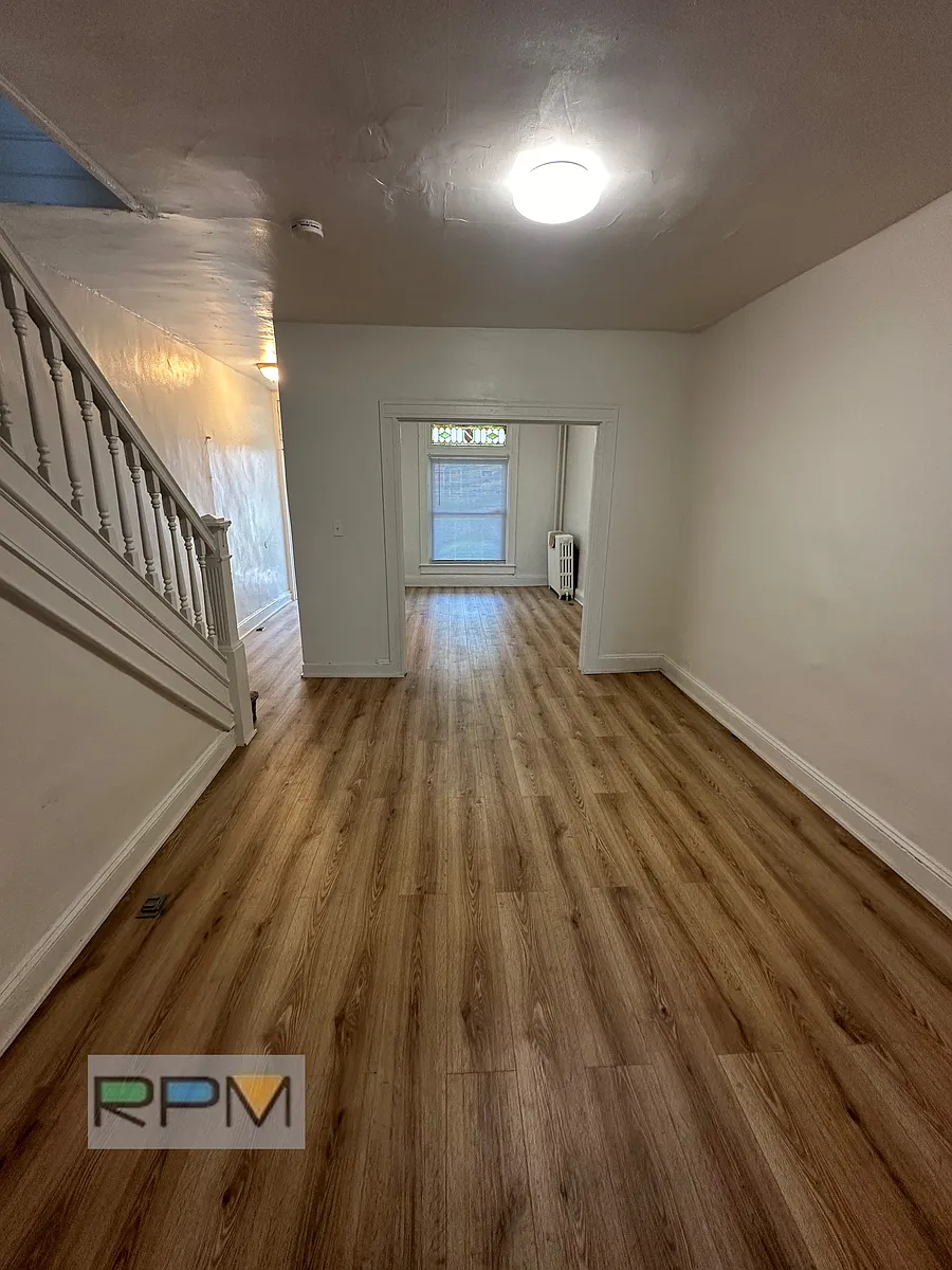 Building Photo - 5232 Linden Heights Ave