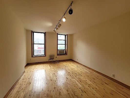 1st image of 613 9th Ave APT 3N