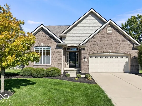 12610 Broadmoor Ct N, Fishers, IN 46037