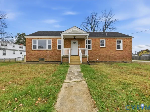 2504 Gordon St, Hopewell, VA 23860