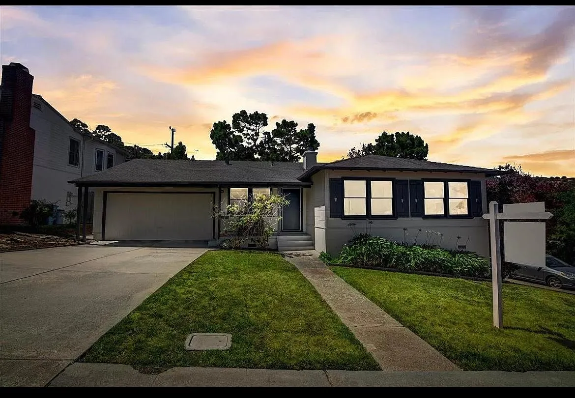 3900 Marshall Ave photo 1