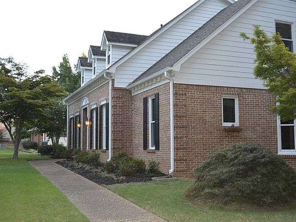 2nd image of 3623 Vanderschaaf Dr