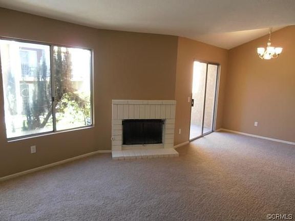 4th image of 1025 N Tippecanoe Ave Unit 124