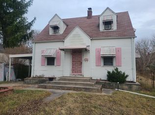 131 Porter St, Gary, IN 46406