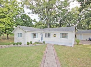 47 S Side Country Club Rd, Decatur, IL 62521