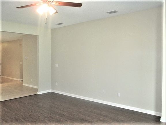 4th image of 2245 Gardenmoss Dr