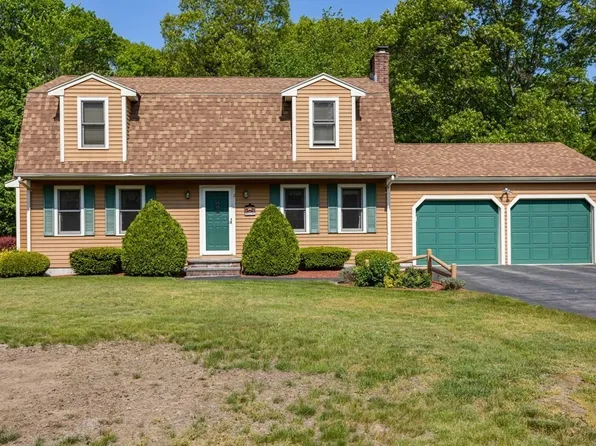 2 Birch Tree Ln, Bellingham, MA 02019