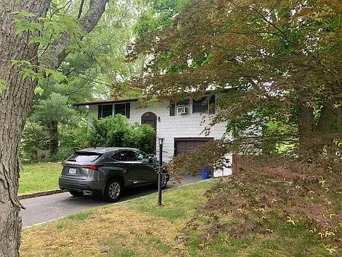 12 Badger Ln Photo 1