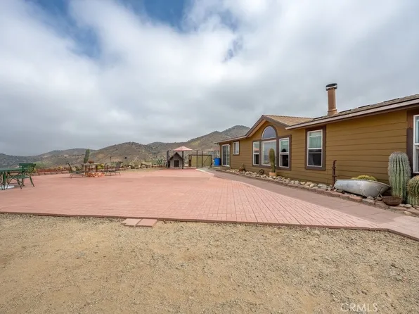 33330 Palen Rd, Agua Dulce, CA 91390