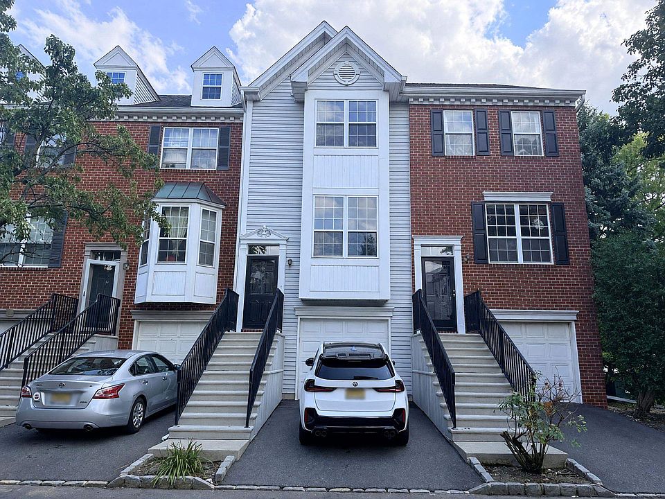 1st image of 31 Locust St