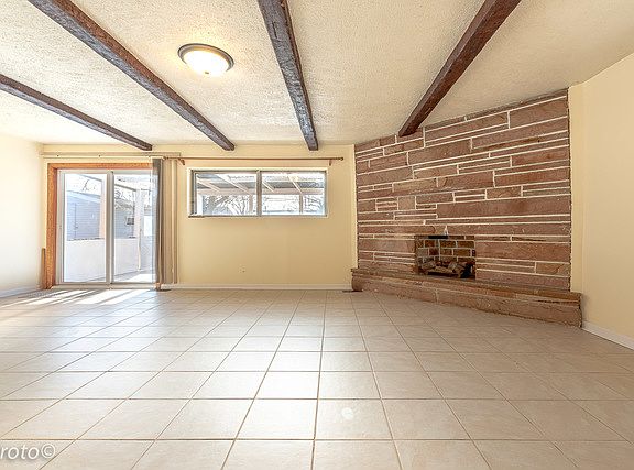 4th image of 111 Cambridge Ln