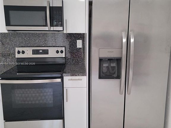 5th image of 10351 SW 173rd St