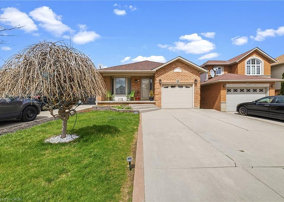 1st image of 19 Sedona Ct