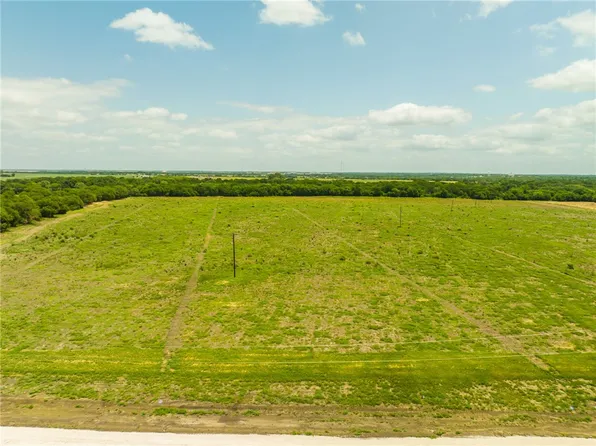 7 & 8 Private Road 13310, Hillsboro, TX 76645
