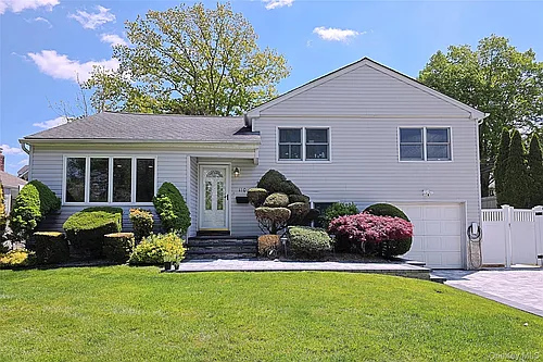 110 Briarwood Ln Photo 1