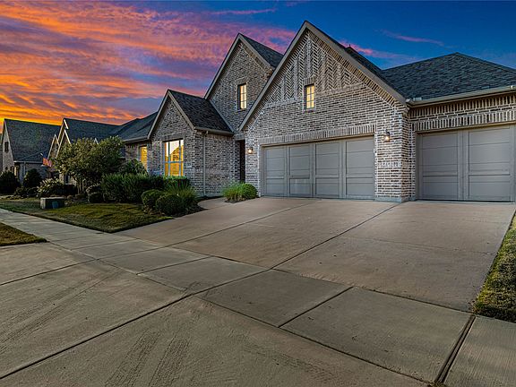 2nd image of 829 Boardwalk Way