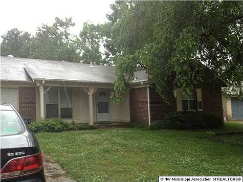 2nd image of 5677 Briarwood Dr