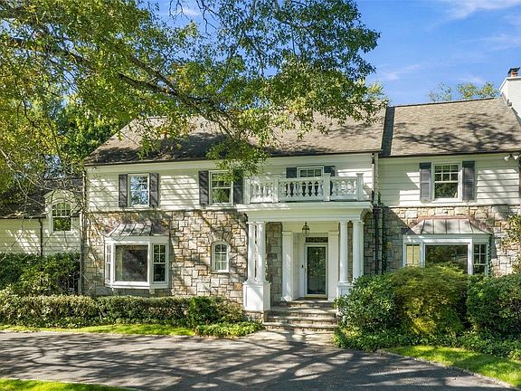 2nd image of 441 Sterling Road