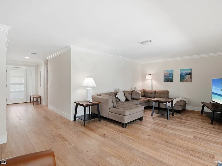 1590 Sandpiper St — Photo 8