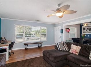 915 14th Pl, Escondido, CA 92025