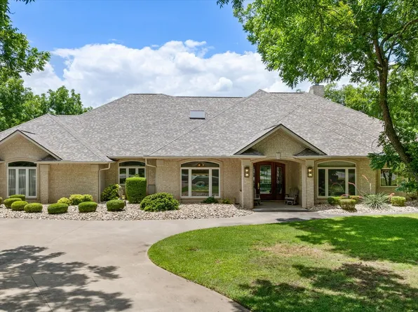 5501 Flagstick Dr, Granbury, TX 76049