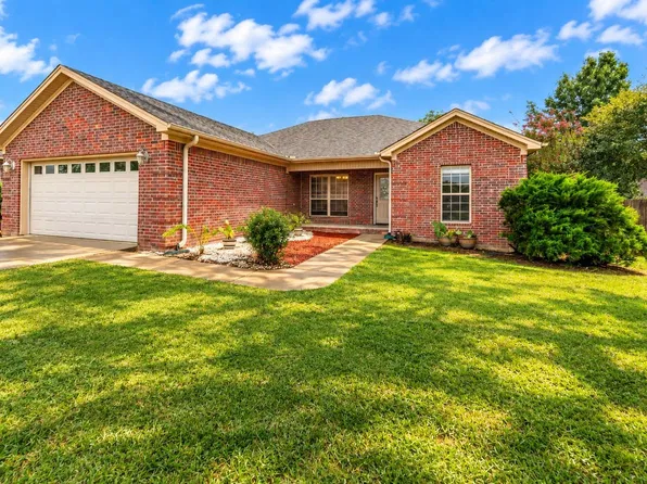 917 Mesquite Trl, Jacksonville, AR 72076