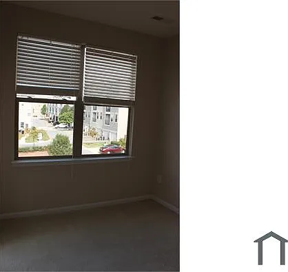 906 E Lombard St — Photo 9