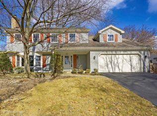 2204 Oak Hill Dr, Lisle, IL