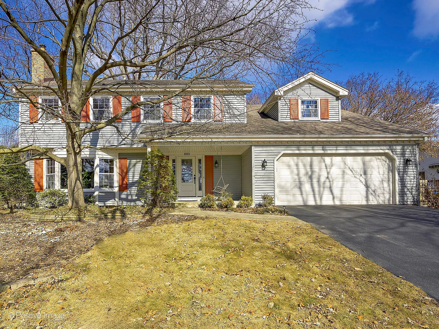 2204 Oak Hill Dr photo 1