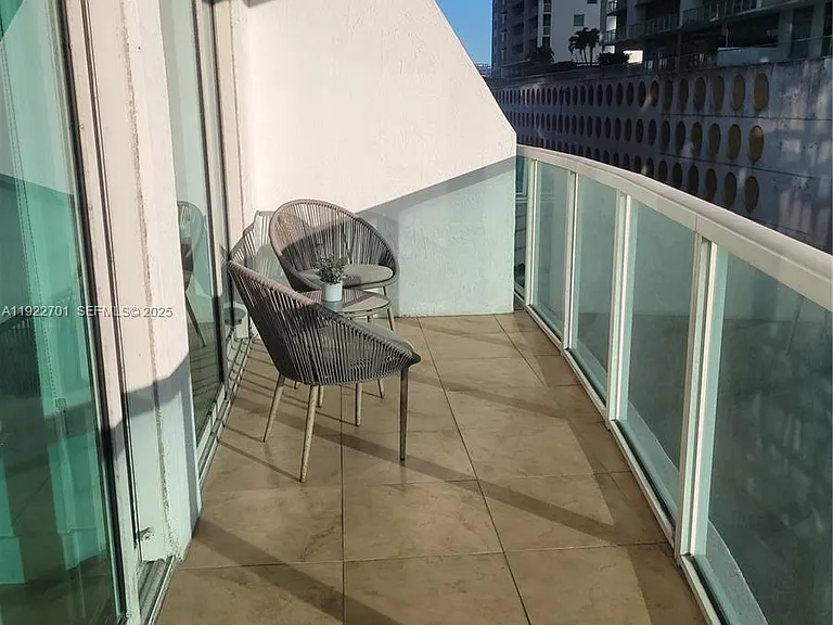 41 SE 5th St #710 — Photo 3