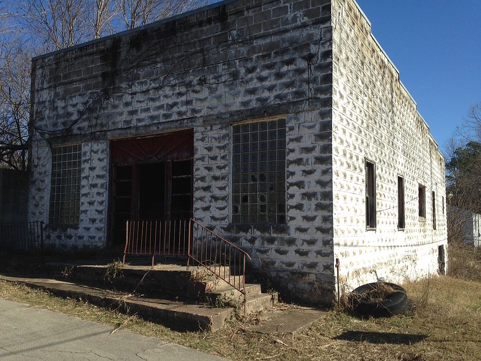 1st image of 000 Caldwell St