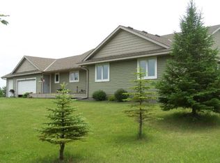 8919 78th St NW, Annandale, MN 55302